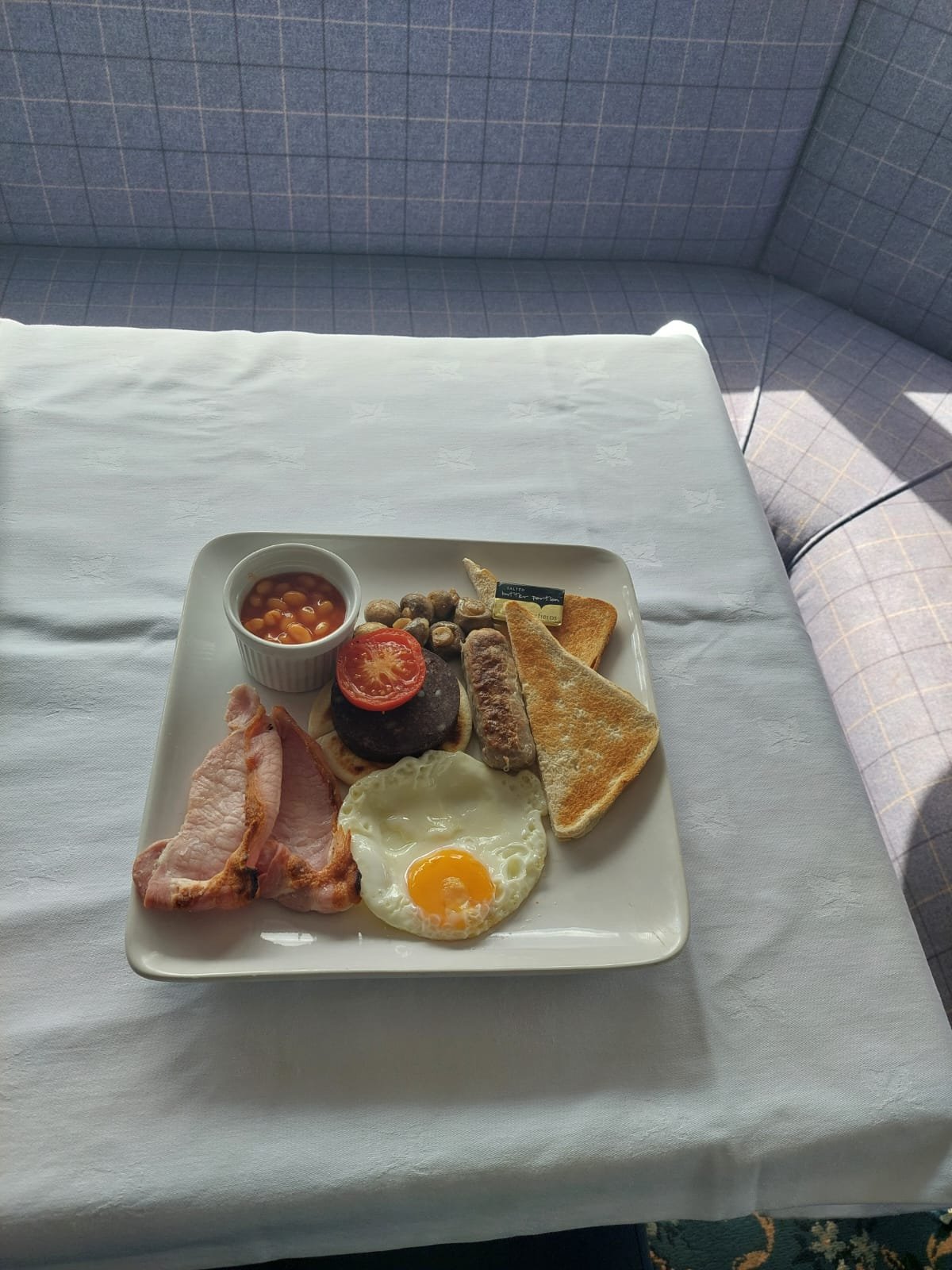 Full Scottish Breakfast — TMT Café Bistro, Jedburgh